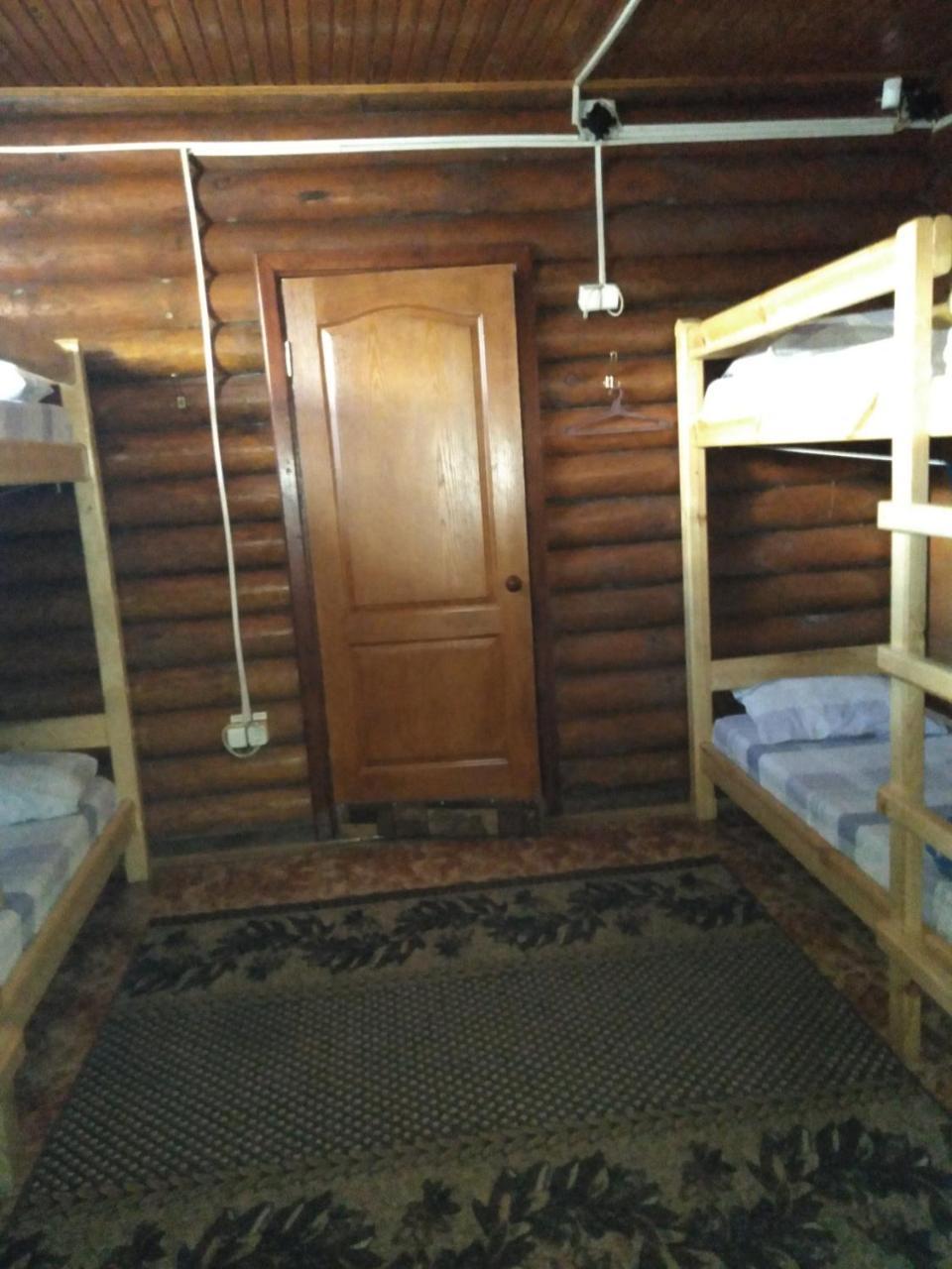 Hotelhola Czernihów Zewnętrze zdjęcie